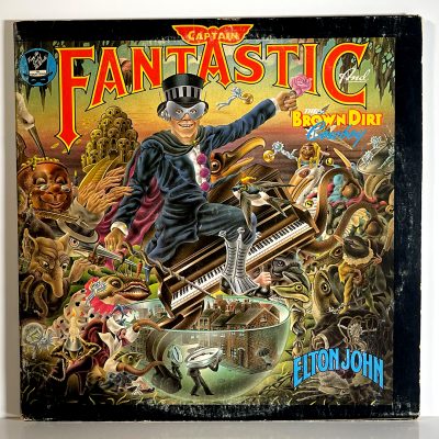 Elton John – Captain Fantastic And The Brown Dirt Cowboy